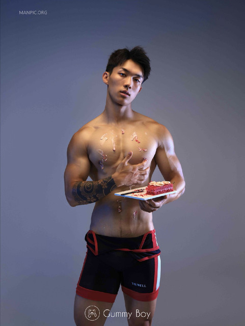 Gummy boy 27.jpg