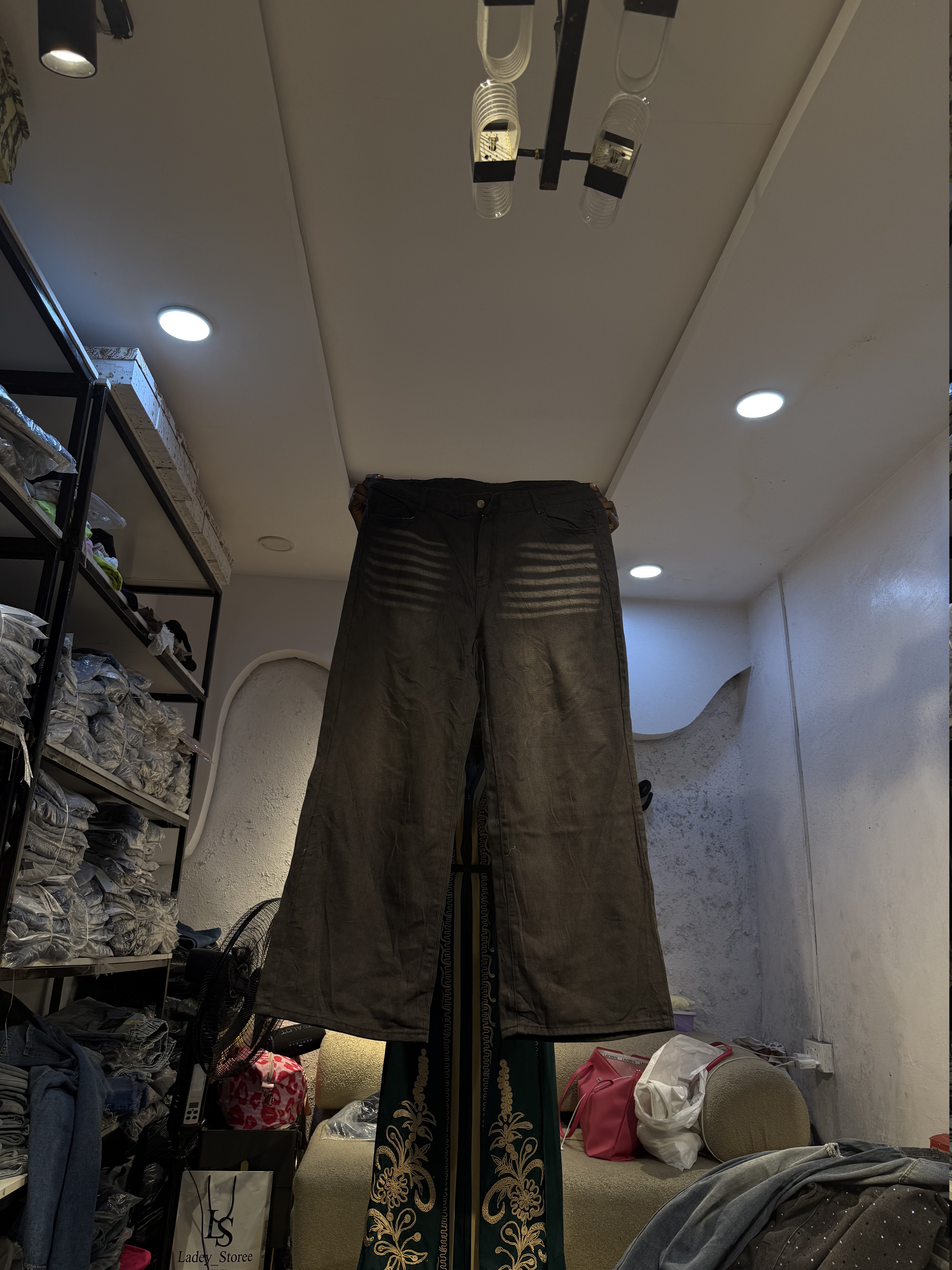 Waist 36