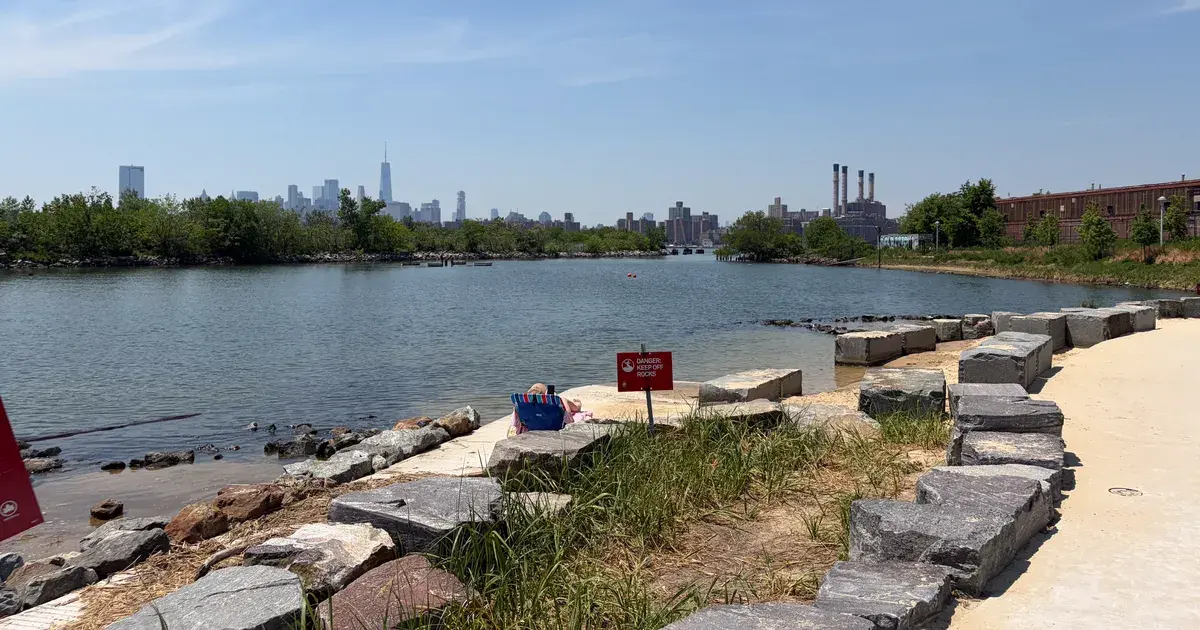 Noul Sandy Shore din Greenpoint: O plajă pentru comunitate