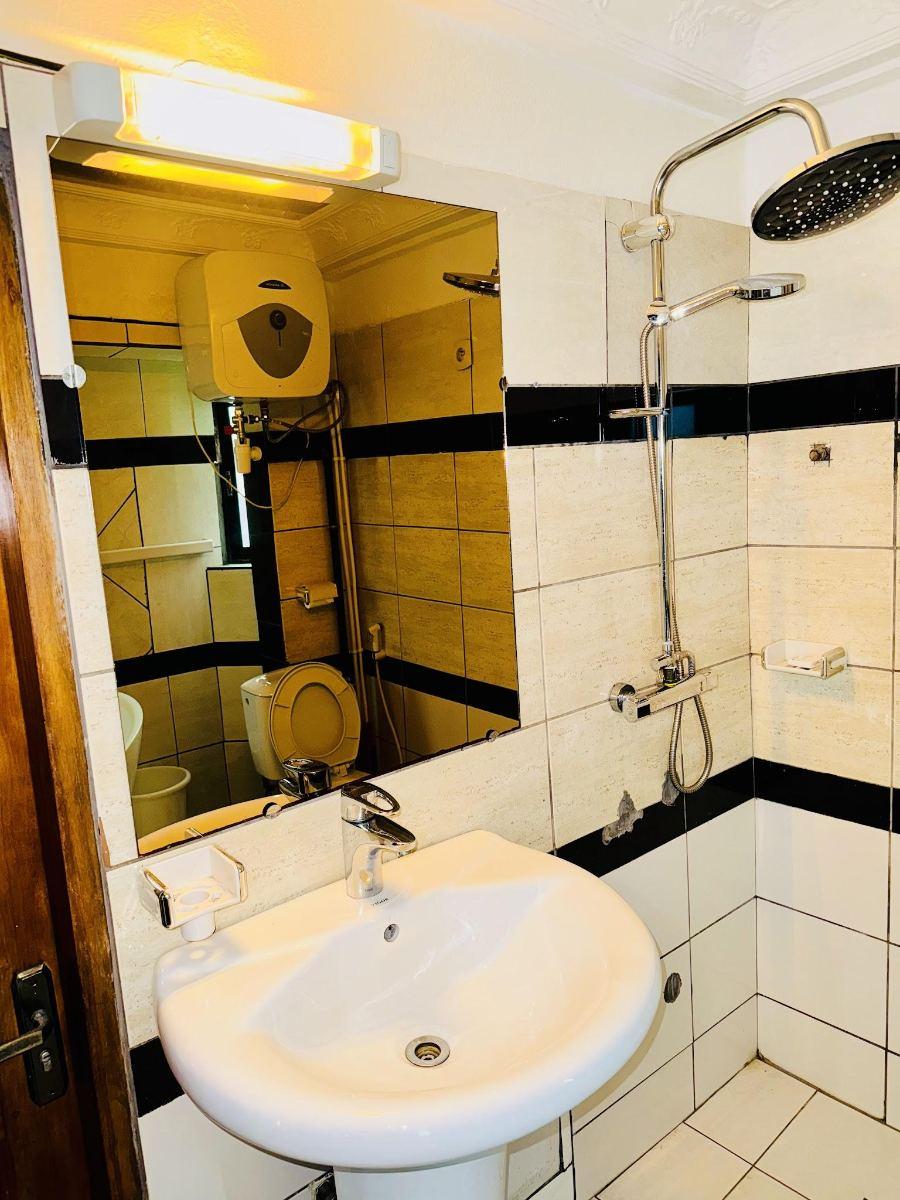 Chambre meublée à louer à Biteng, Yaoundé - 35000 FCFA/nuit