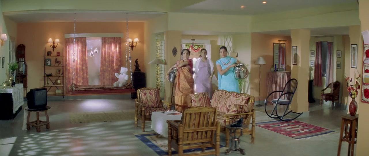 Aamdani Atthanni Kharcha Rupaiya Screenshot