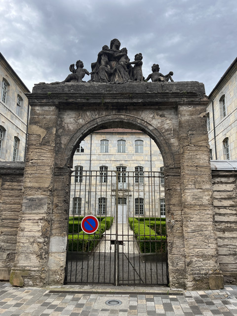 32-IMG-5693