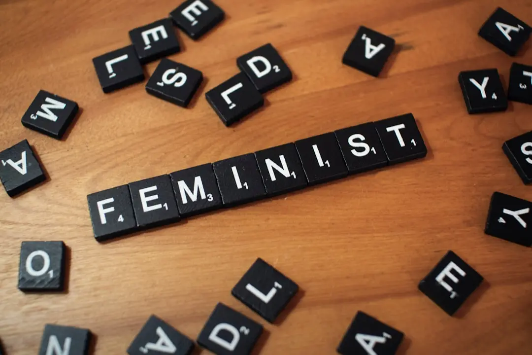 Creierul feminin folosește o etichetă moleculară unică pentru a forma amintirile de teamă