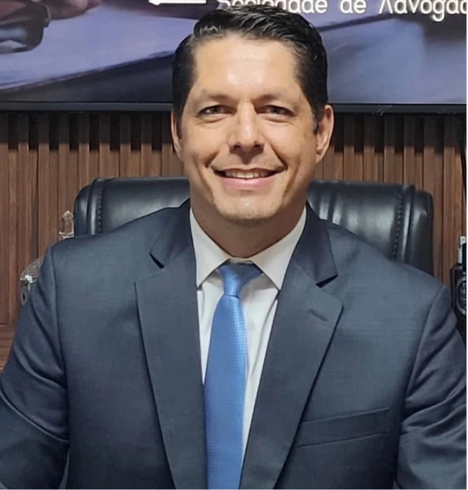 Dr. Fernando Bonfim Duque Estrada