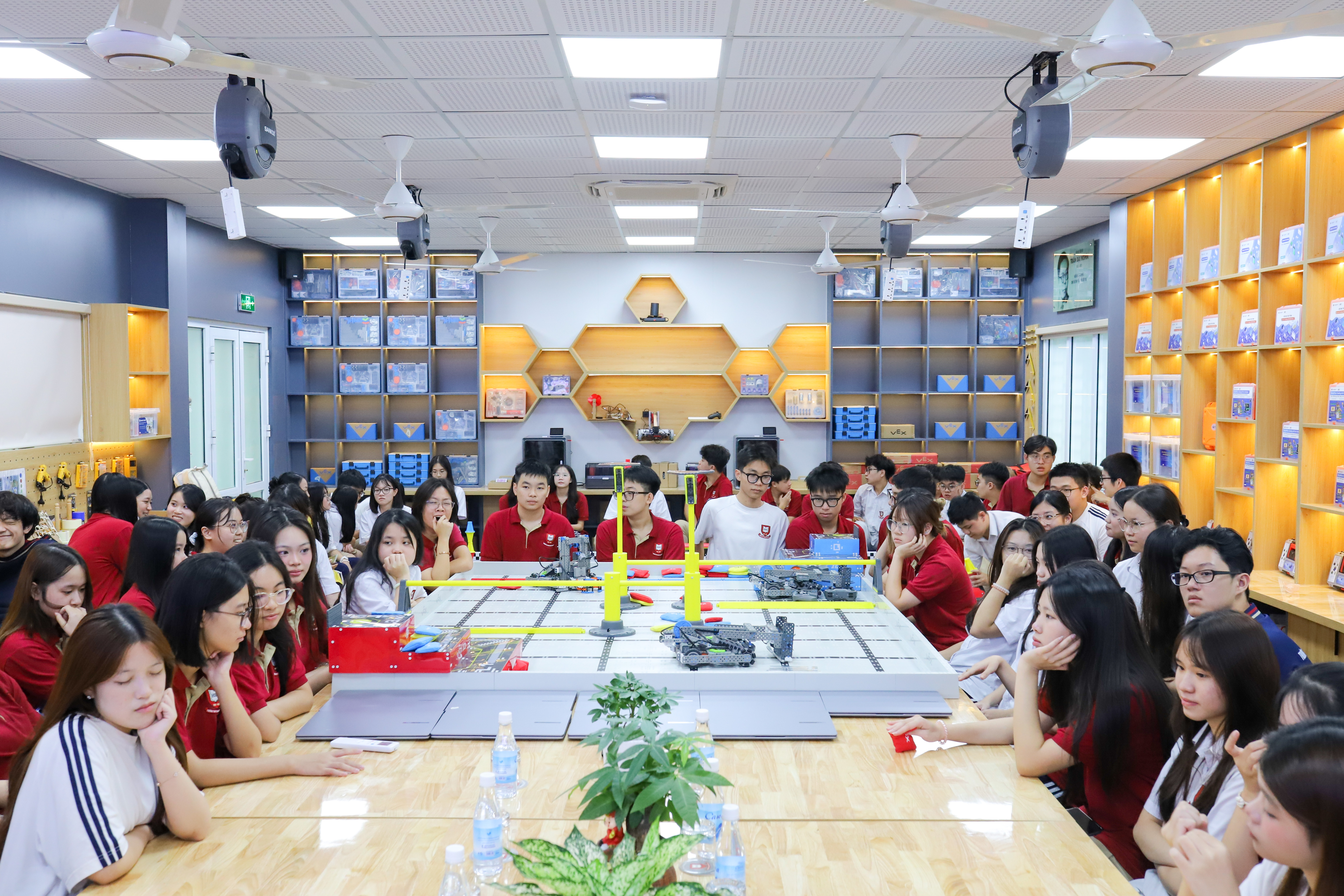 Lễ ra quân Olympic ĐHQGHN HES 1
