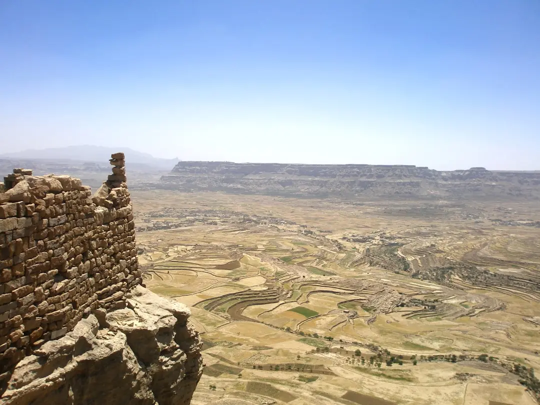 Conflictul din Yemen: atacuri Houthi și reacții guvernamentale