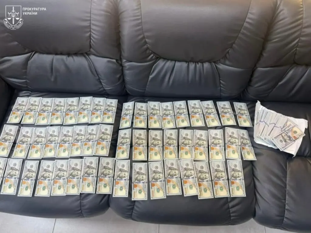 Primarul din Kilia arestat pentru luare de mită de 35.000 de dolari