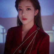 Loona Teasers B Shots 05