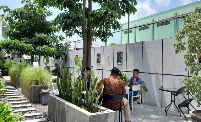 Batas Rindu Cafe and Eatery