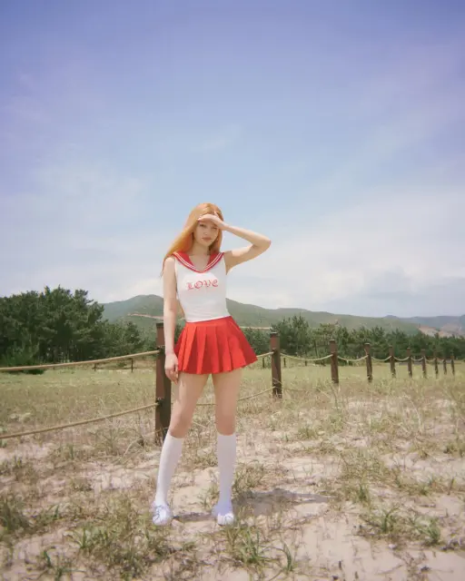 joy red velvet 1383728.webp