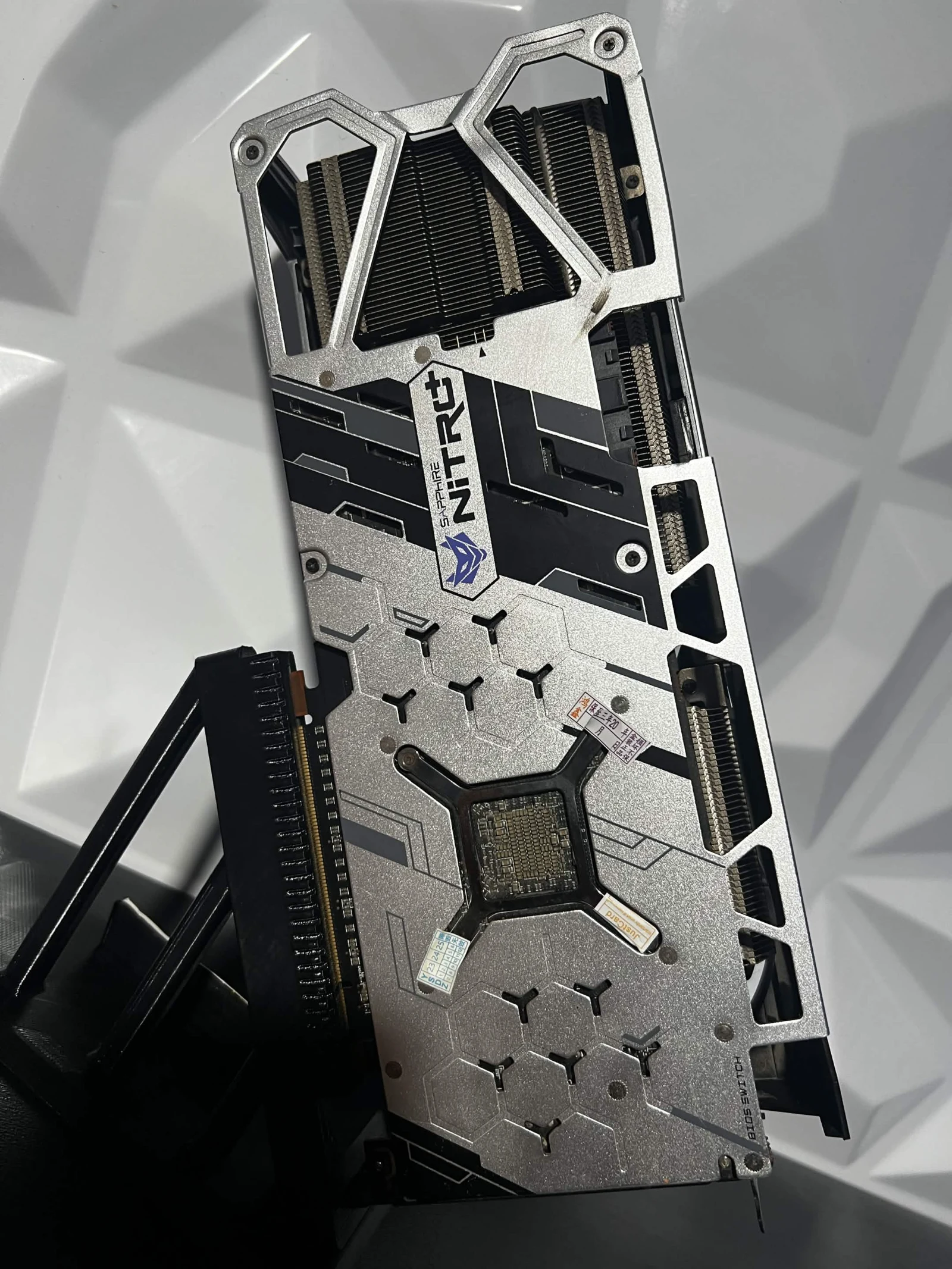 RX 5700 XT 8GB Sapphire Nitro+ Occasion miniature 2