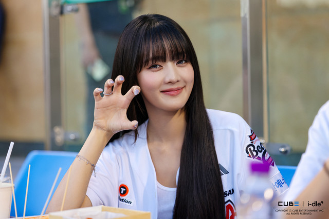 i dle (아이들) 민니 두산 베어스 시구 비하인드 09