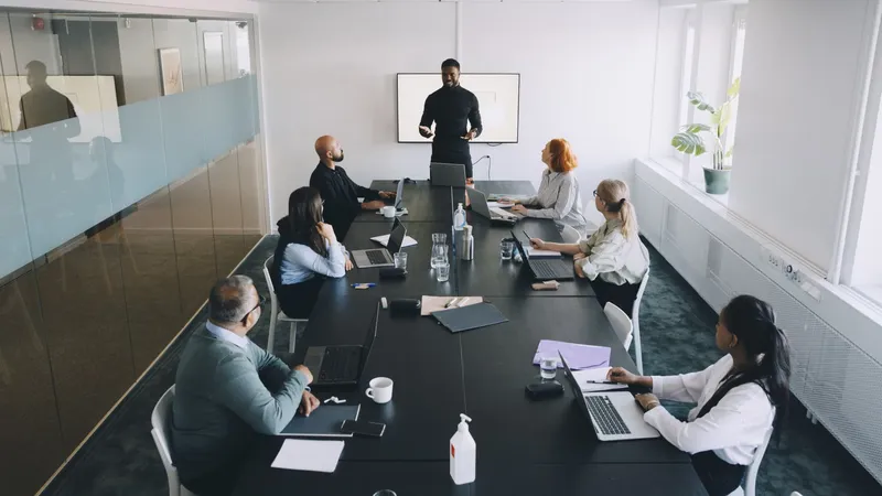 Нужен ли компании Chief AI Officer? Как ИИ меняет советы директоров
