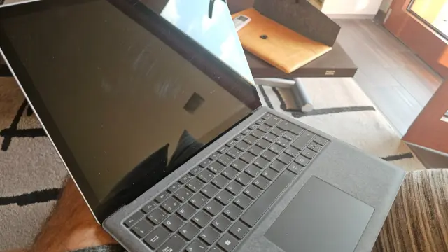 s l1600