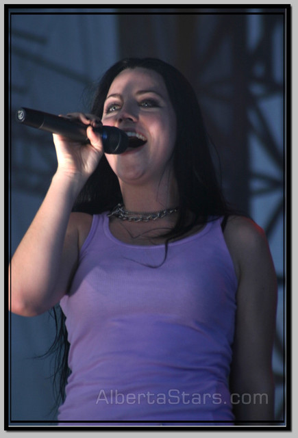 evanescence-09.jpg