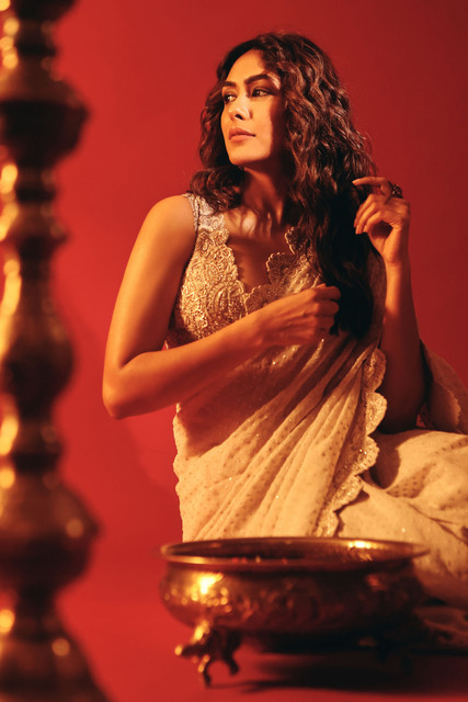 Mrunal-Thakur-4.jpg