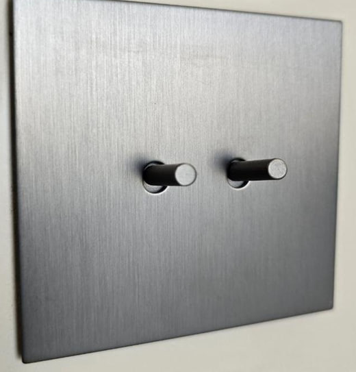 SWITCHES.G2.NIVA.NV5-002