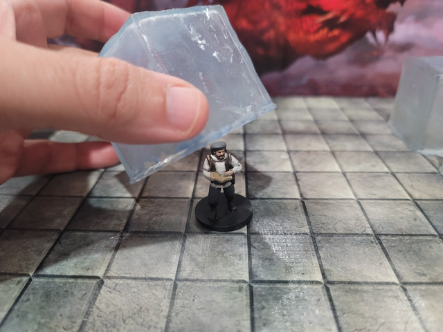 Gelantinous Cube - https://www.printables.com/model/935575-the-updated-dd-monster-manual-collection