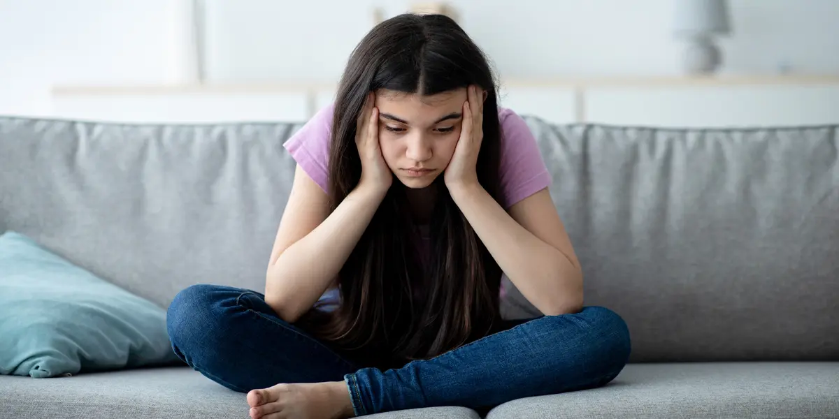 Teens with Depression Exhibit Unique Brain Reactions to Social Rejection