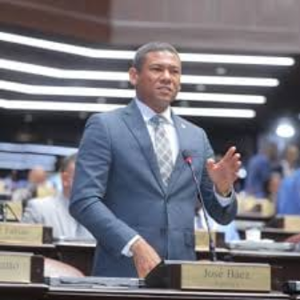    Diputado FP, José David Báez, somete proyecto de ley que eleva distrito municipal Santiago Oeste a municipio  .