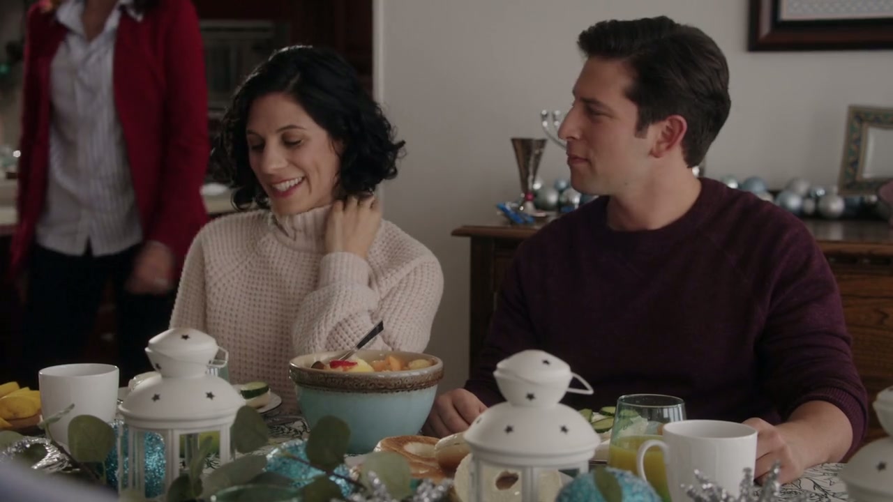 Love, Lights, Hanukkah! Screenshot