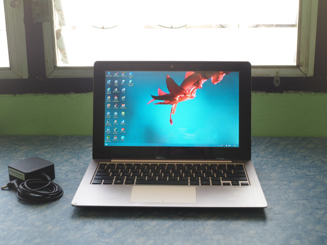 OLYMPUS-DIGITAL-CAMERA