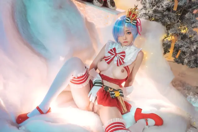 Nekokoyoshi-Rem-Xmas-21