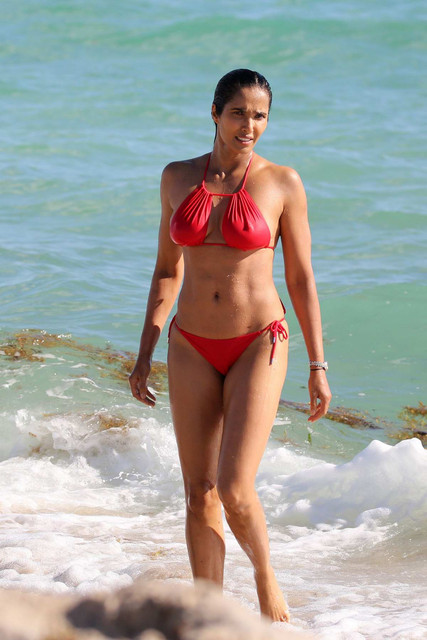 Padma-Lakshmi-232