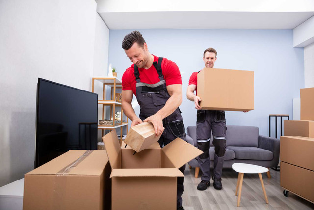 Moving within Manhattan? Our local moving services make the process smooth and efficient. From packing fragile items to safely transporting your belongings, we handle every aspect of your move with care and professionalism. read more: https://supermanjunk.cbsservicesusa.com/local-moving-services/