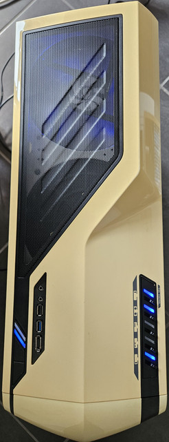 NZXT PHANTOM DESSUS