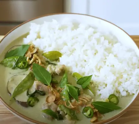 Thai Green Curry Vegetables: Spice Up Your Dinner Tonight!