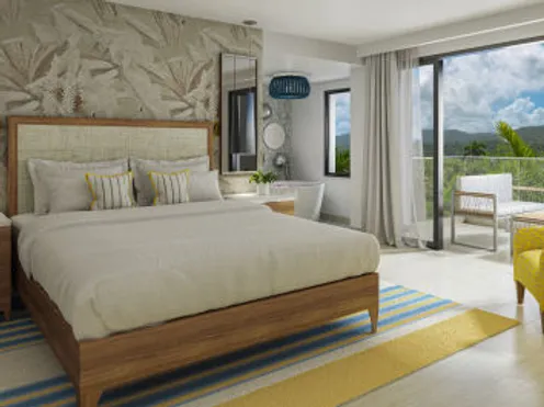 TLIT – Travertine Luxury Room w/ Tranquility Soaking Tub