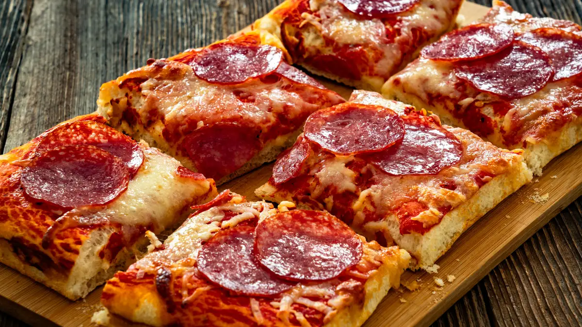 Thick-Crust Frozen Pizza Wins Trader Joe's Fans