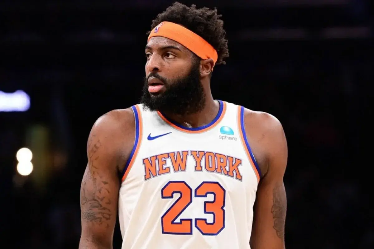 Knicks and Lakers Clash Over Three‑Time Champion Kevon Looney After Knicks Release Mitchell Robinson