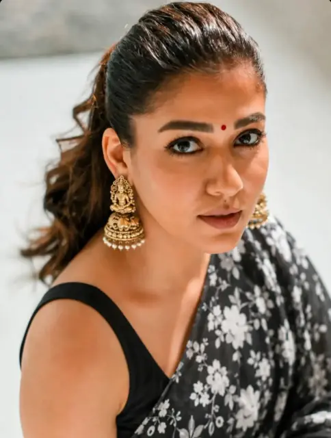 𝐍𝐀𝐘𝐀𝐍𝐒 nayanthara