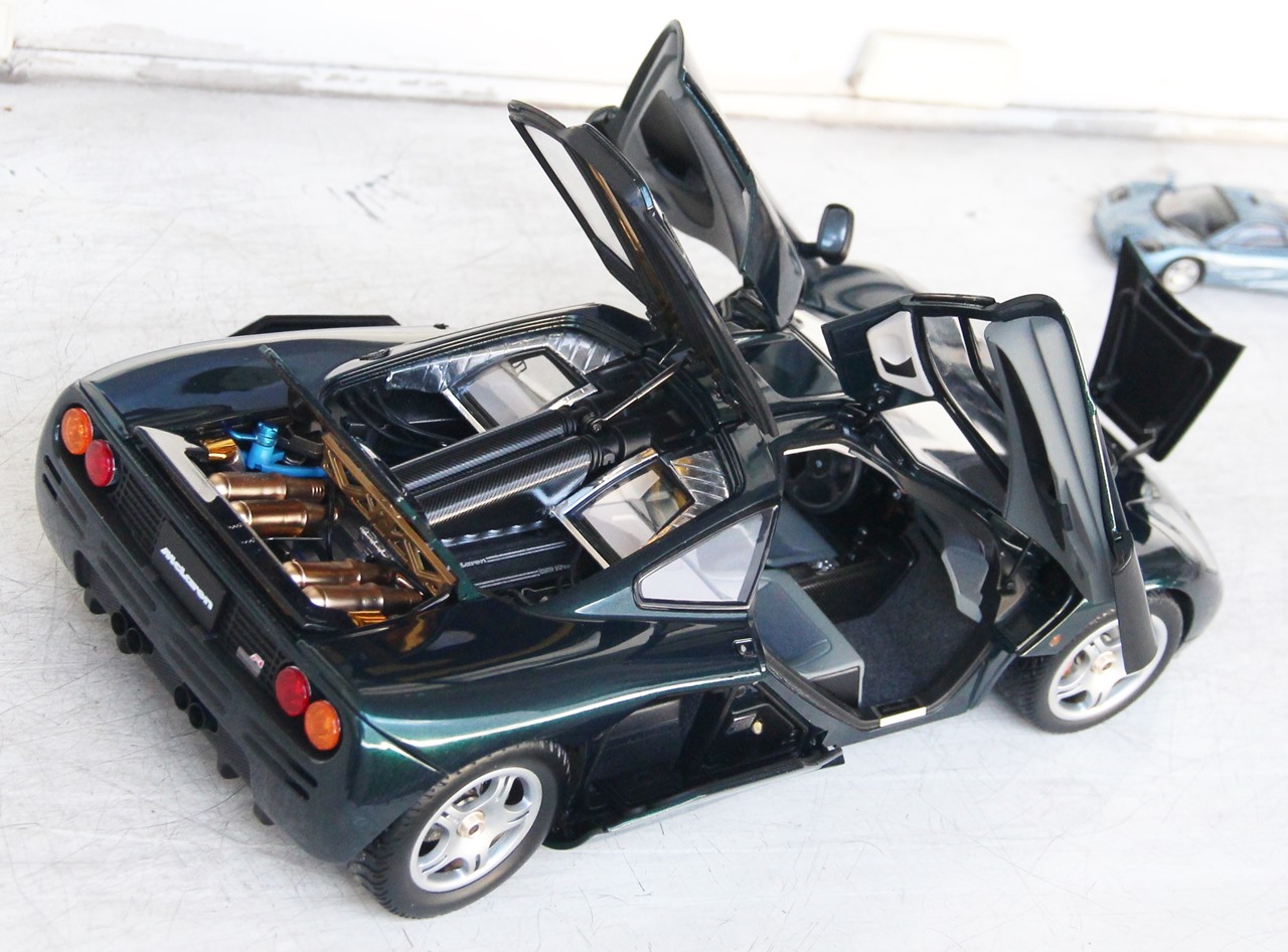 LCD Models vs AUTOart : McLaren F1 Comparison | DiecastXchange Forum