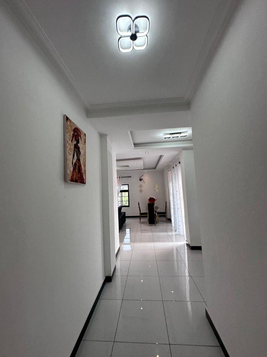 Appartement meublé à louer à Mimboman 3, Yaoundé - 45000 FCFA/nuit