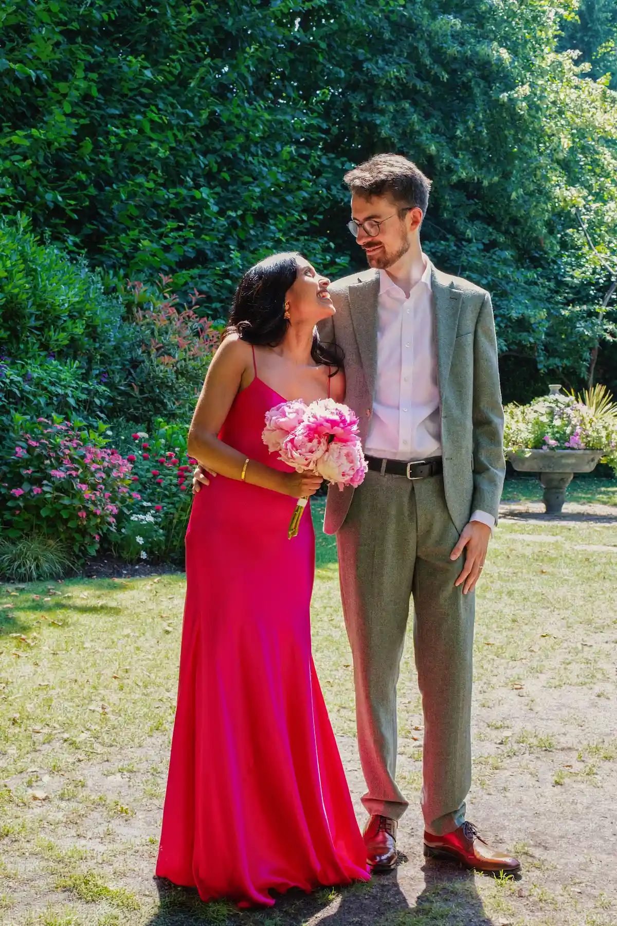 Pink Wedding Dress Pays Tribute to Bengali Heritage