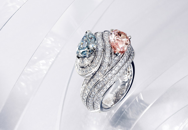 Cartier-diamond-ring