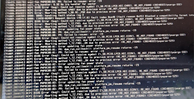 Latitude 7455 first boot from jg Ubuntu_Desktop_24.10_Lenovo_Ideapad5.img.xz
