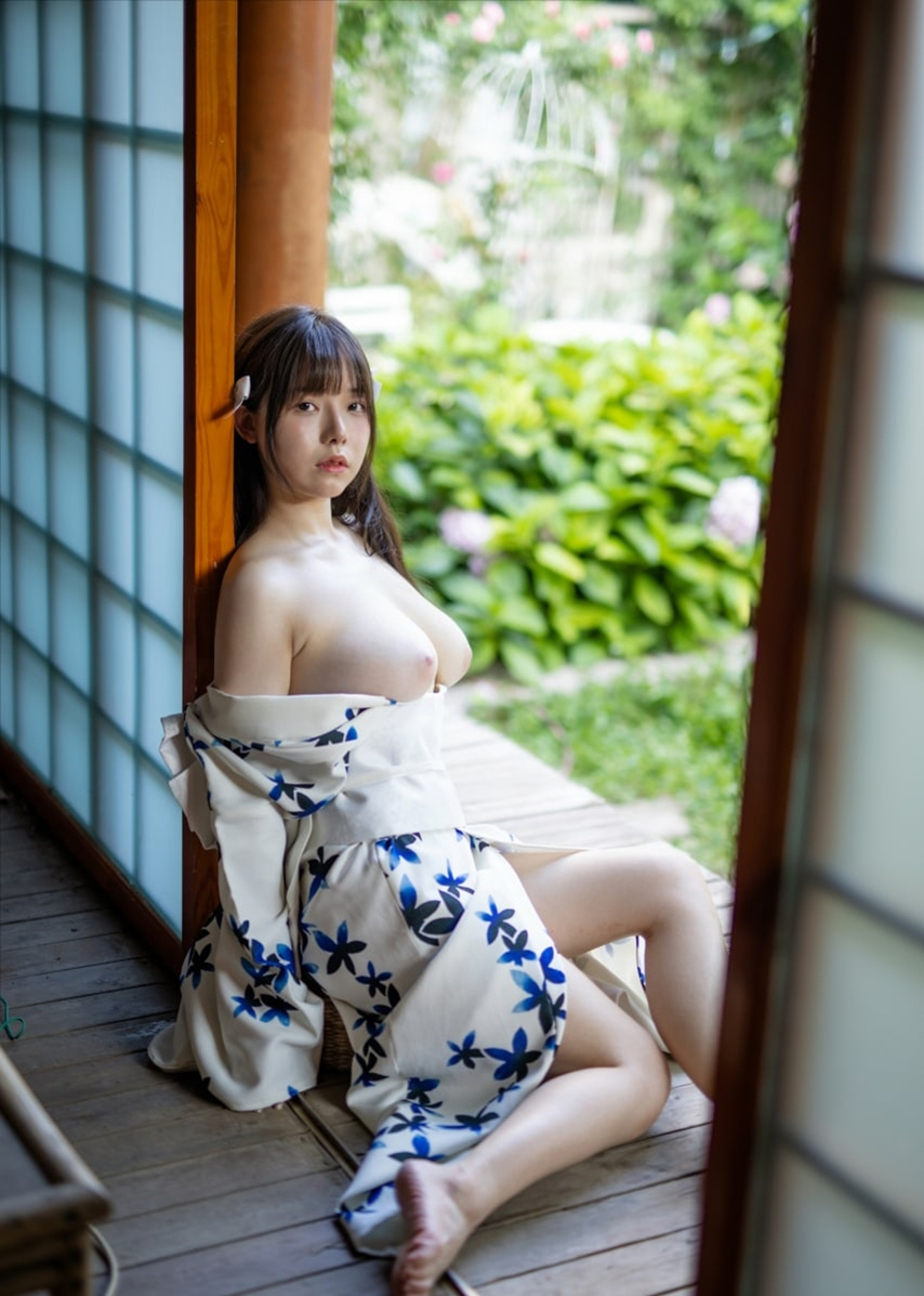 六味帝皇酱 夏日和服 015