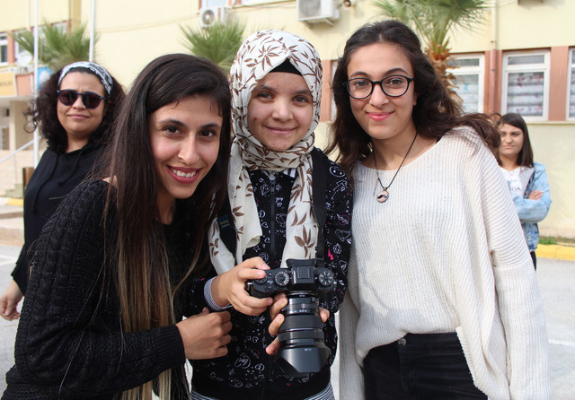 ANTALYA-POLSNDEN-TME-ENGELL-RENCLERE-FOTORAFILIK-ETM