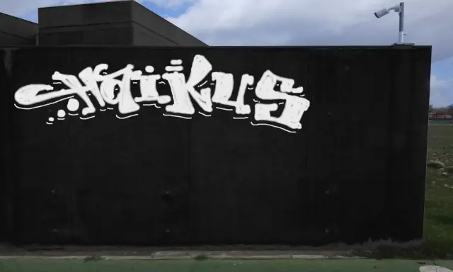 Graffiti artwork by H812