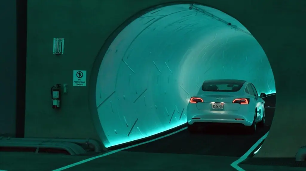 SpaceX Value Plummets as Musk Seeks New Funding for The Boring Company