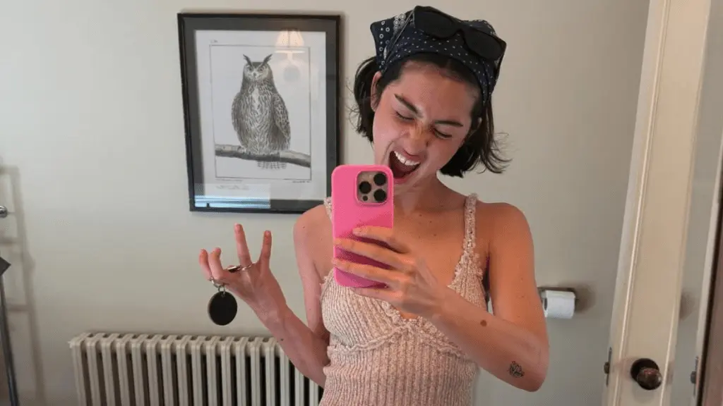 Gracie Abrams, senzație în Vogue