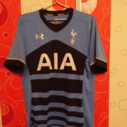 tottenham-15-away-tiny-hole1