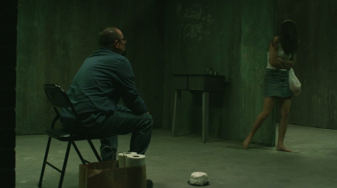 Girl in the Basement Screenshot