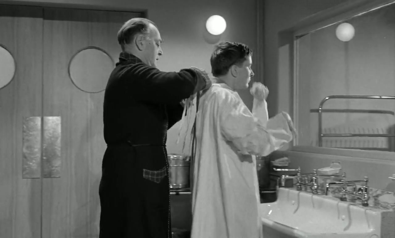 Carry on Nurse Screenshot