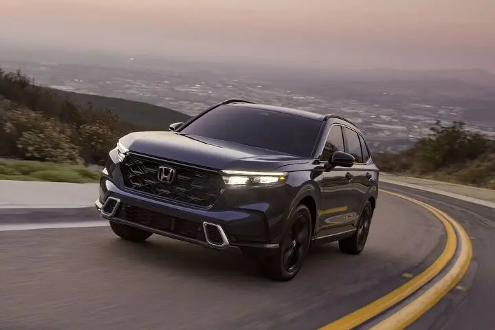 Honda a retras peste 1 milion de vehicule din cauza unui kit de reparare a anvelopelor defecte