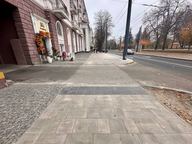 local road Dn4